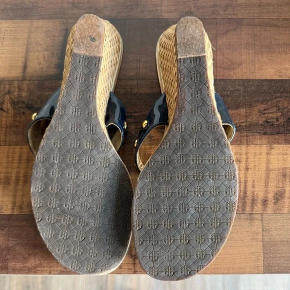 Lily Pulitzer Navy Patent Wedge Sandals✨ - Picture 8 of 8